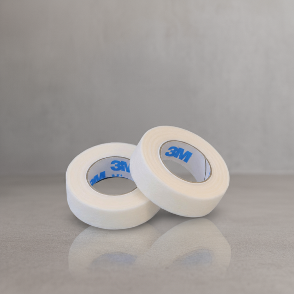 Hypoallergenic tape MICROPORE 3M of 1.25cm.